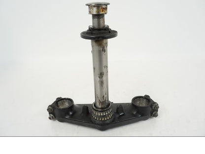 Framsidan på Gaffelkrona från en Kawasaki ZZR 1100 -1994 motorcykel.