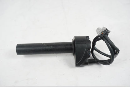 Snett uppifrån på Gasklo från en MV Agusta Dragster -2014 motorcykel.