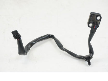 Vänster sida på Sidostödsbrytare från en Triumph Speed Triple -2021 motorcykel.