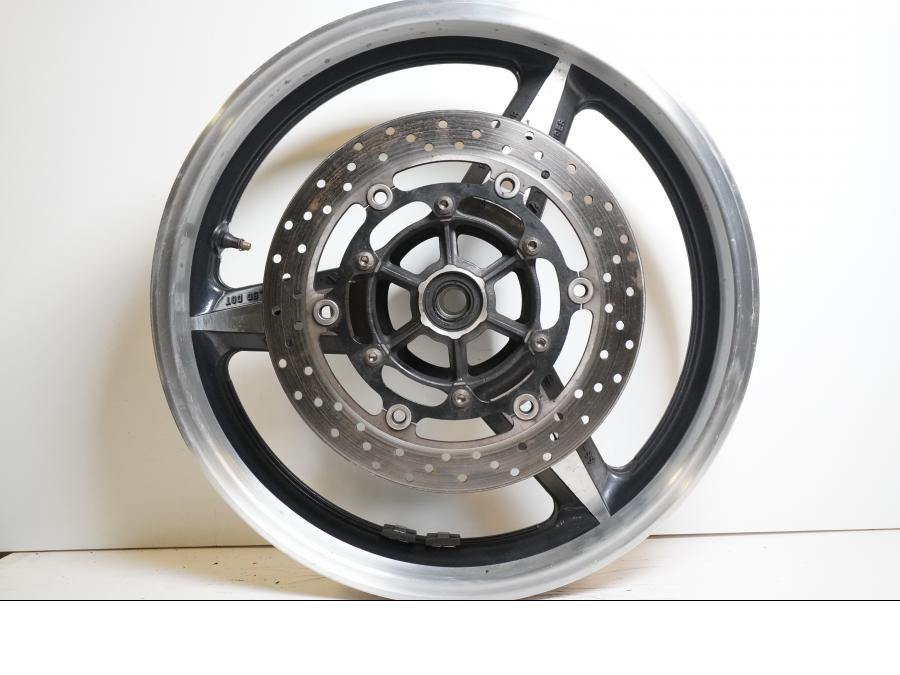 Extrabild2 på Fälg från en Yamaha XV 1700 -2003 motorcykel.