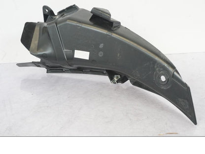 Höger sida på Luftintag från en KTM 1290 Super Adventure R -2018 motorcykel.