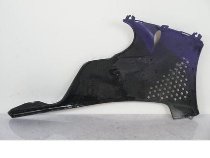 Vänster sida på Magkåpa från en Honda CBR 900 RR -1995 motorcykel.