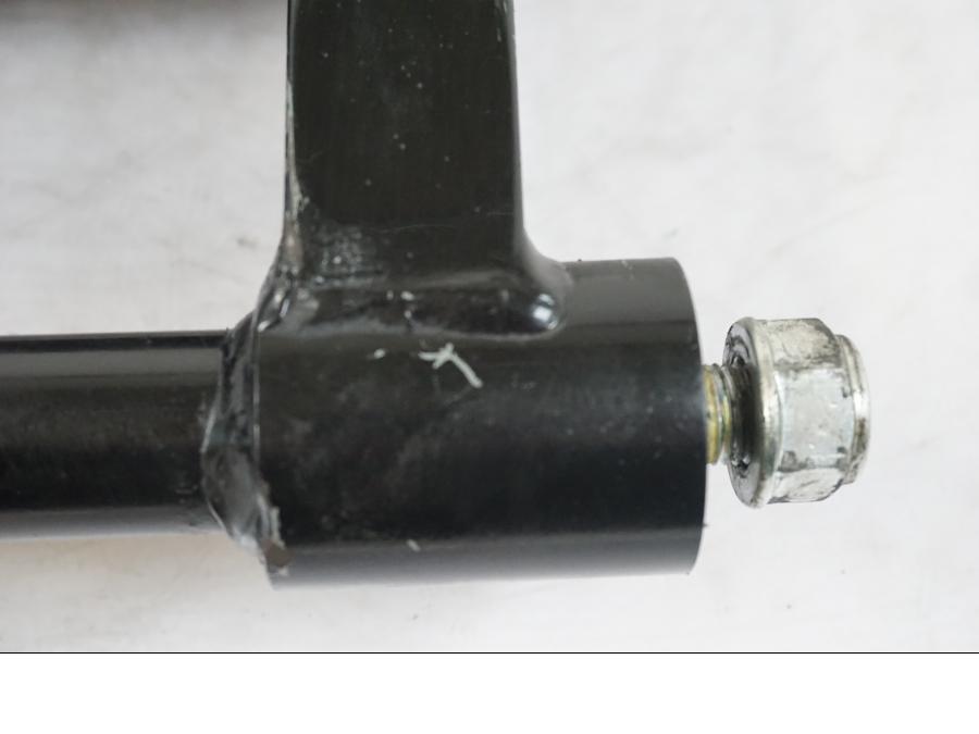 Vänster sida på Sving från en Honda CB 750 -1996 motorcykel.