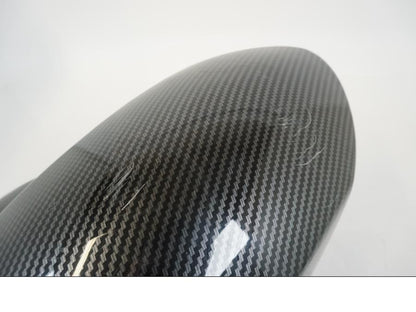 Snett uppifrån på Framskärm från en Suzuki GSX-R 1000 -2007 motorcykel.