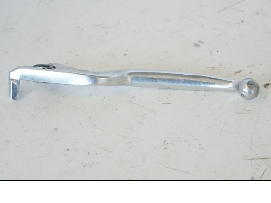 Baksidan på Bromsgrepp från en Kymco Agility 125 -2019 scooter.