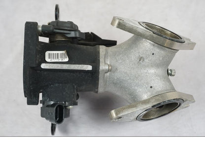 Framsidan på Spjällhus från en H-D Sportster 883 XL -2007 motorcykel.