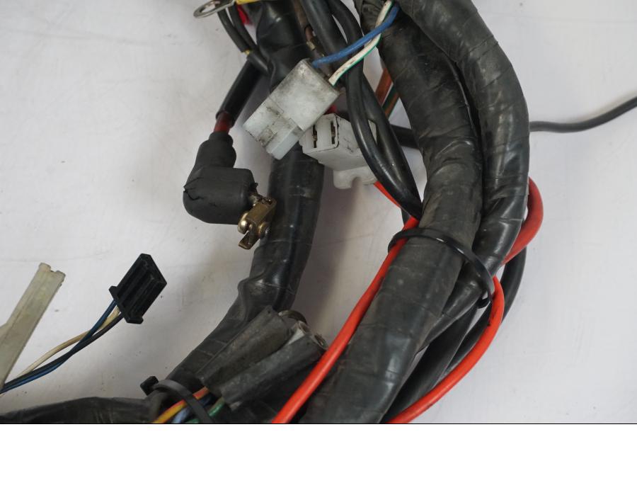 Extrabild1 på Kabelstam från en Aprilia RS 125 -2000 motorcykel.