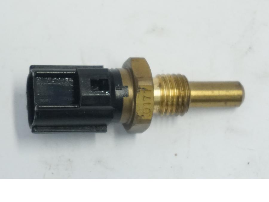 Framsidan på Luftburksensor från en Suzuki DL 1000 -2003 motorcykel.