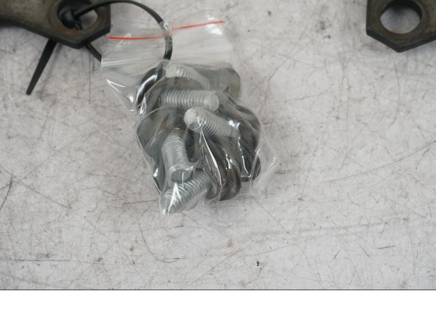 Baksidan på Bromsskiva från en BMW R 850 R -2004 motorcykel.