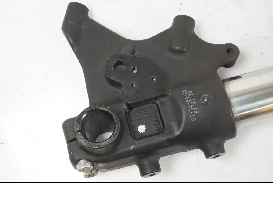 Extrabild1 på Gaffelben från en KTM 690 Duke -2015 motorcykel.