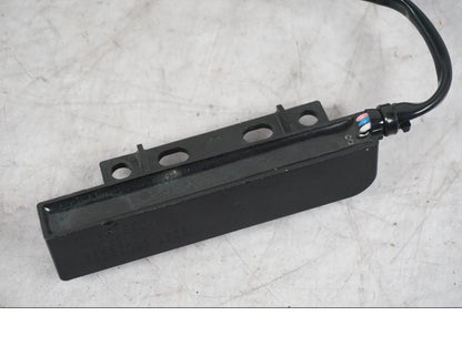 Vänster sida på Antenn till tändningslås från en Ducati Multistrada V4 -2024 motorcykel.