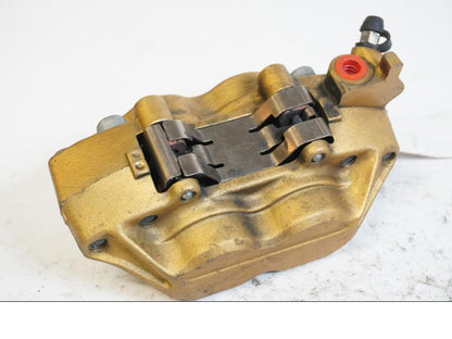 Baksidan på Bromsok från en Honda CBR 600 RR -2004 motorcykel.