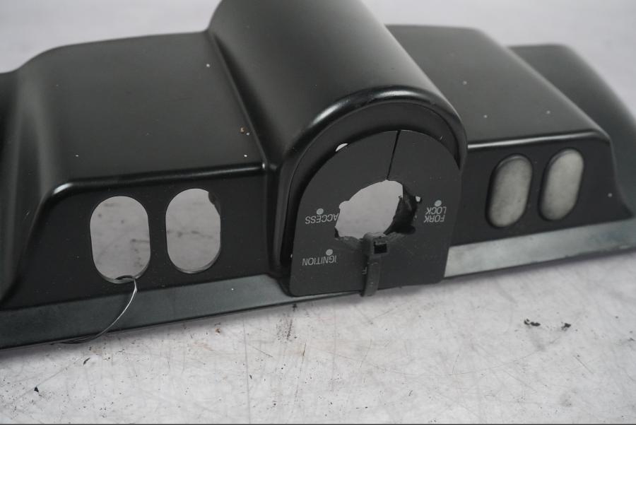 Baksidan på Tändningslåskåpa från en H-D Touring Street Glide FLHX -2009 motorcykel.