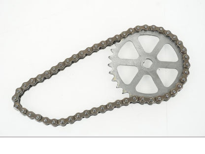 Framsidan på Oljepump från en BMW F 850 GS -2019 motorcykel.