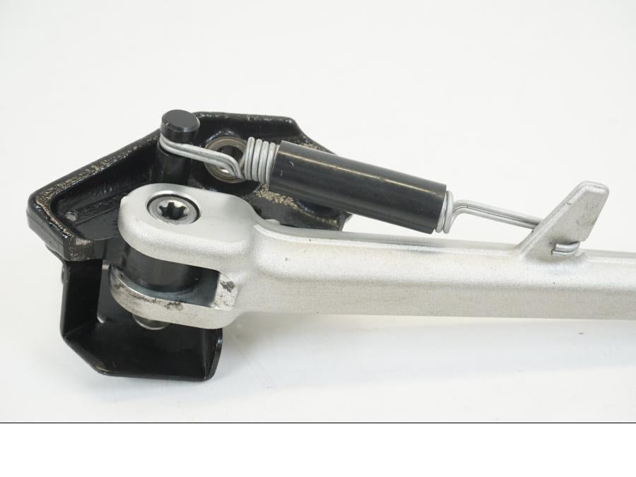 Höger sida på Sidostöd från en BMW S 1000 XR -2019 motorcykel.