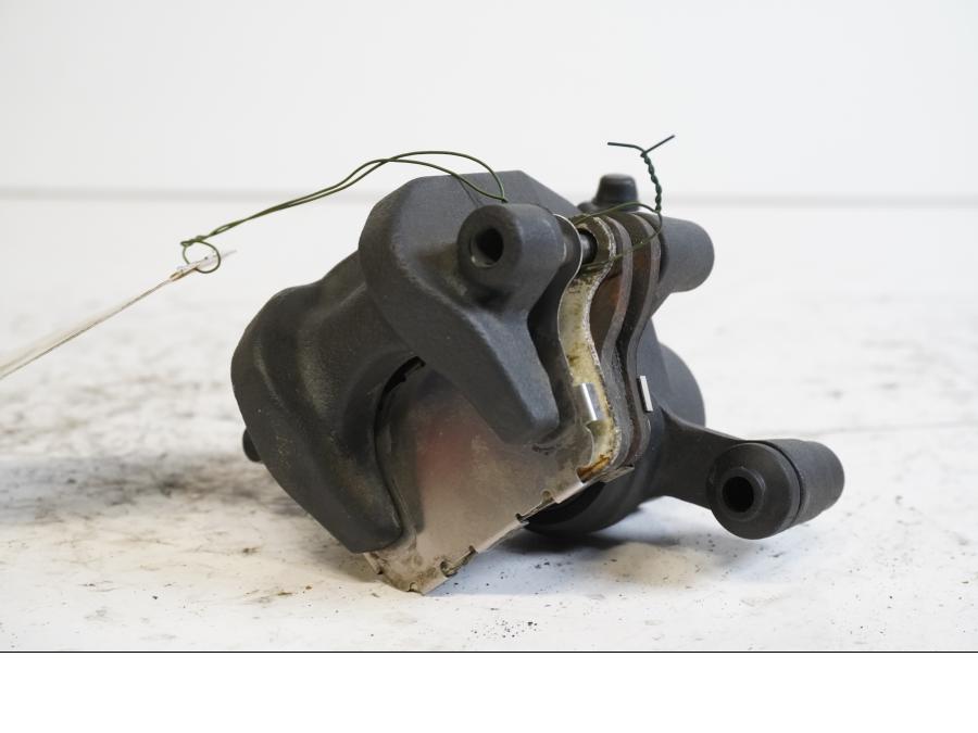 Baksidan på Bromsok från en Kawasaki ZX-10R -2012 motorcykel.