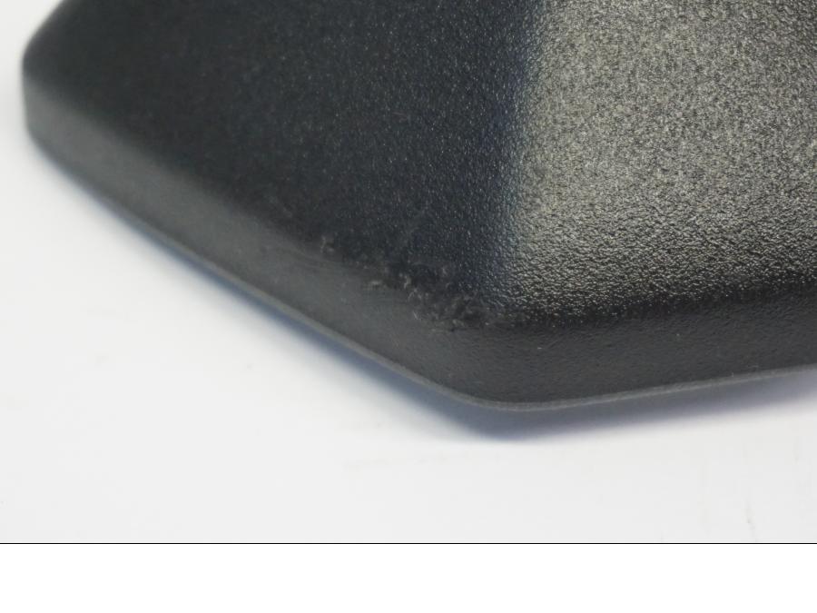 Snett uppifrån på Backspegel från en Kawasaki Ninja 300 -2015 motorcykel.