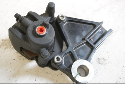 Framsidan på Bromsok från en Kawasaki ER-6N -2006 motorcykel.