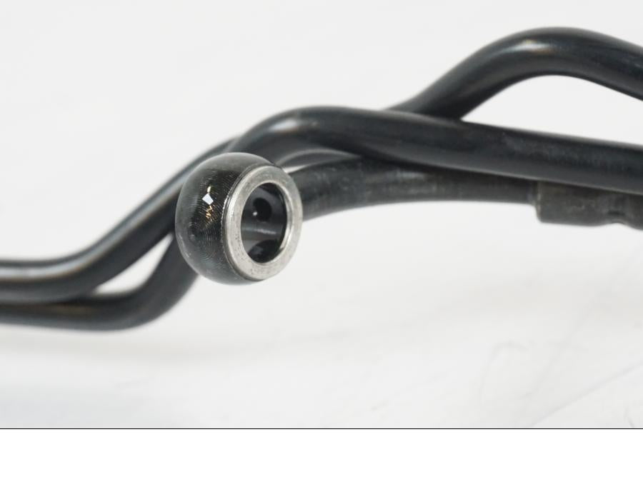 Vänster sida på Bromsledning från en Yamaha MT-07 -2019 motorcykel.