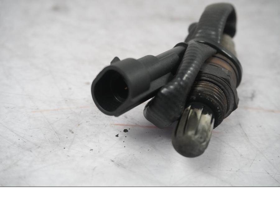 Höger sida på Lambdasond från en H-D Touring Street Glide FLHX -2009 motorcykel.