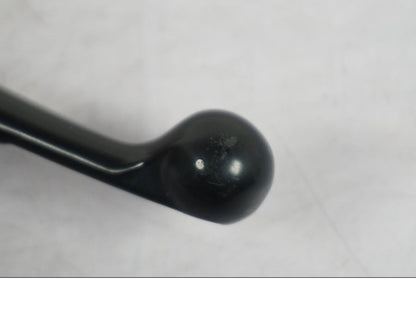 Vänster sida på Kopplingsgrepp från en Ducati Monster 1200 -2014 motorcykel.