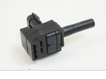 Höger sida på Trycksensor insprut från en Husqvarna 701 Supermoto -2020 motorcykel.