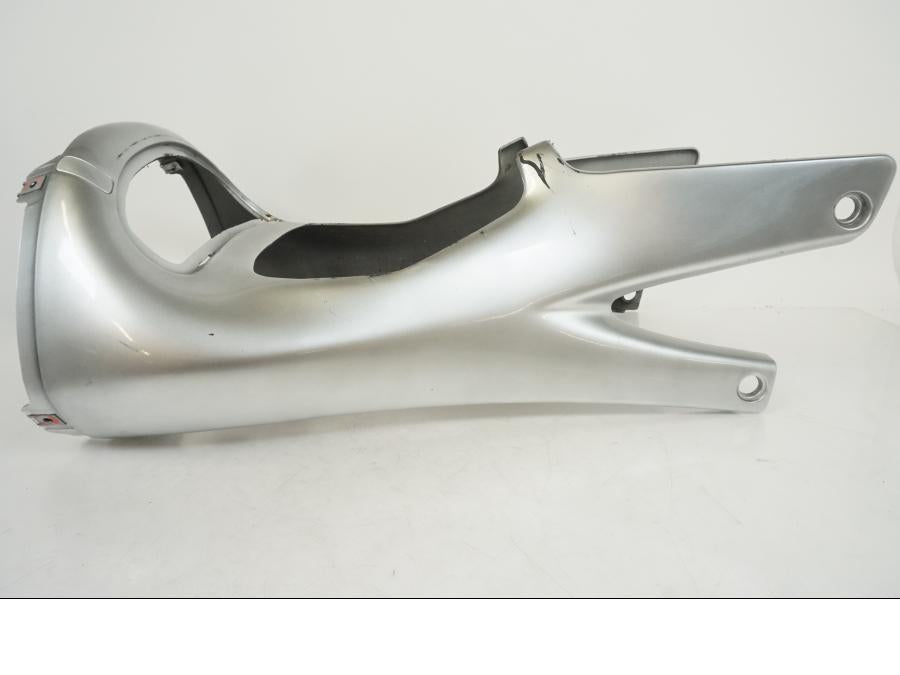 Snett nerifrån på Bakvinge från en Aprilia RS 250 -1998 motorcykel.