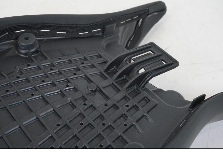 Extrabild2 på Sadel från en Triumph Speed Triple -2021 motorcykel.