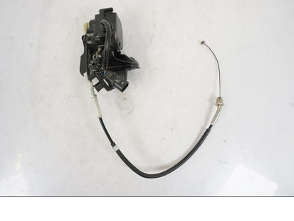 Framsidan på Avgasspjällmotor från en Honda VFR 1200 -2010 motorcykel.