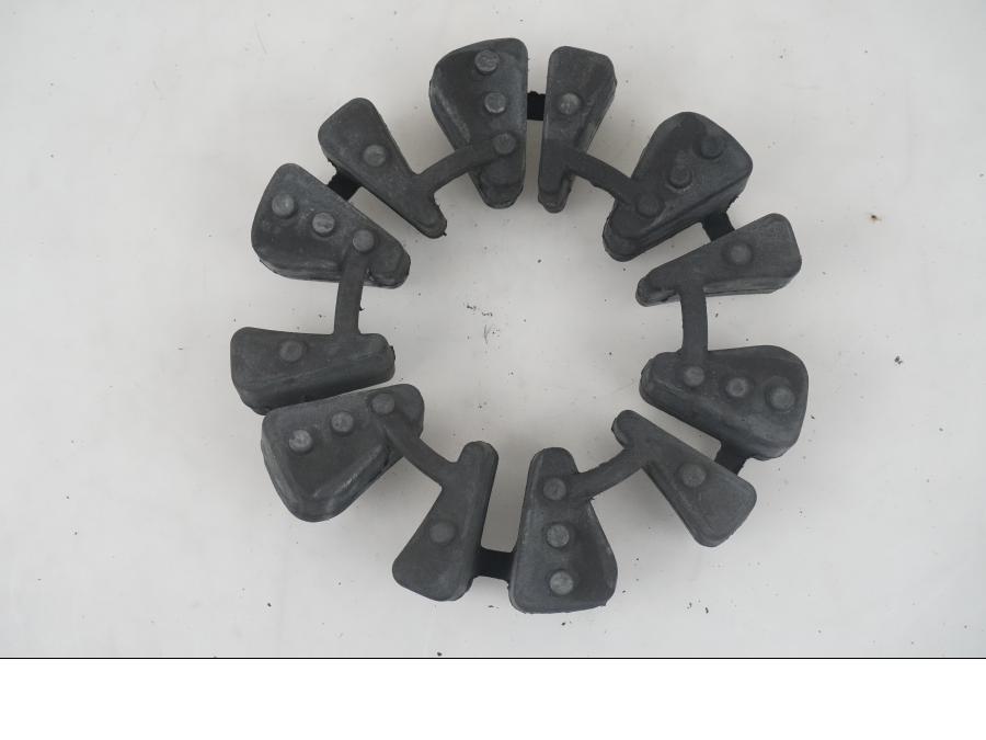 Framsidan på Ryckutjämnare från en Triumph Daytona 675 -2010 motorcykel.