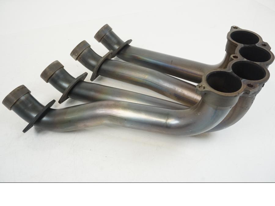 Höger sida på Grenrör från en Yamaha YZF 1000 R1 -2007 motorcykel.