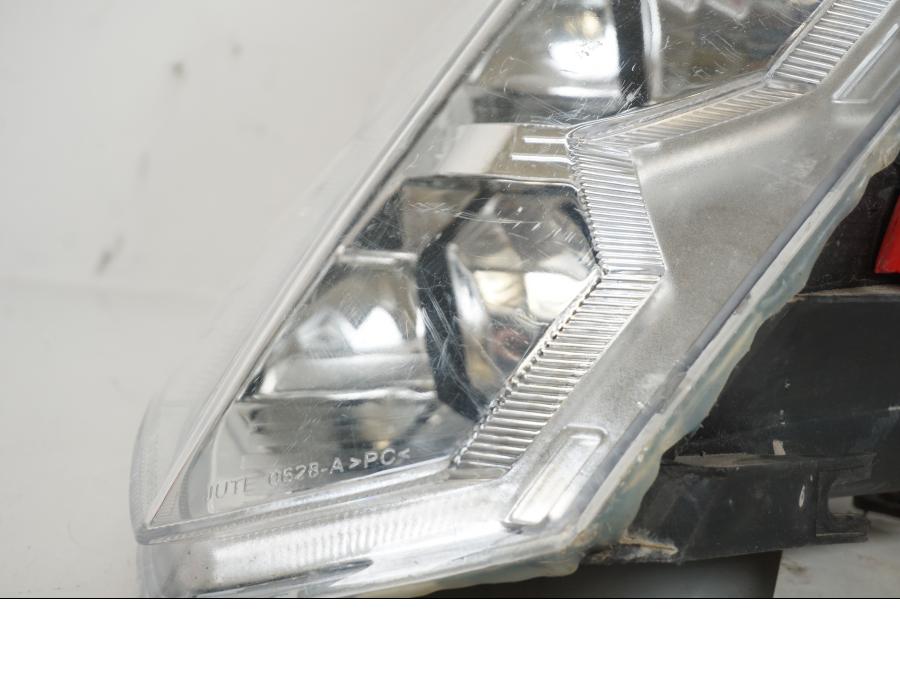 Baksidan på Strålkastare från en Hyosung TE 450 Rapier -2008 ATV.