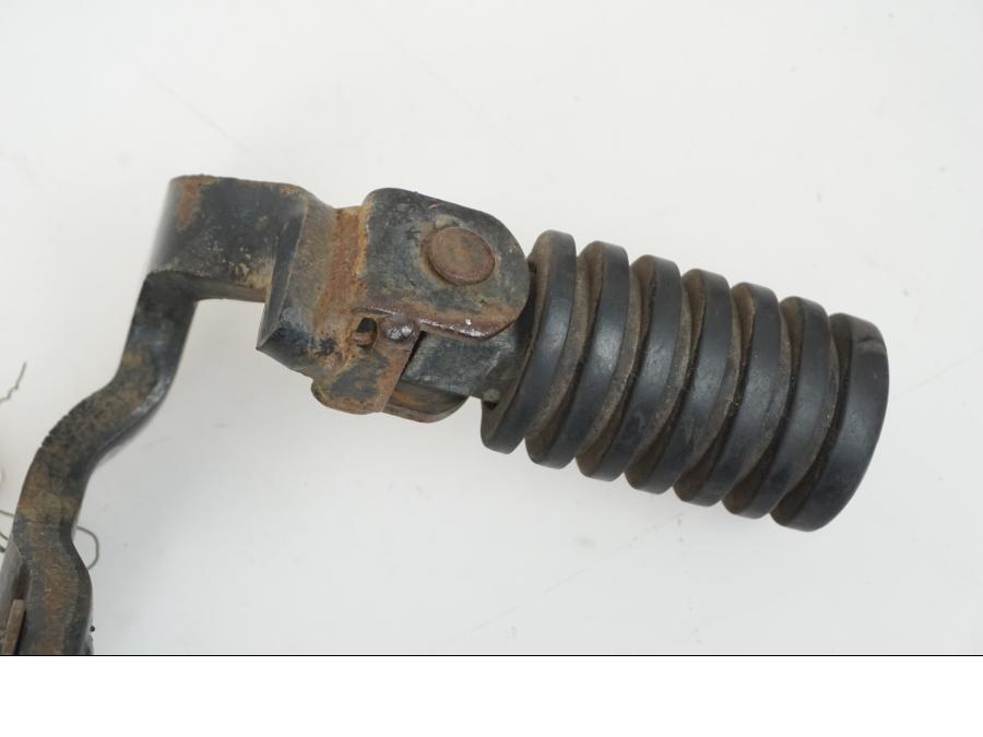 Höger sida på Fotpinne från en Yamaha XT 600 -1990 motorcykel.