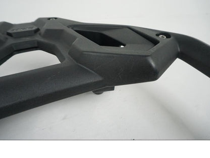 Vänster sida på Pakethållare från en BMW F 750 GS -2017 motorcykel.