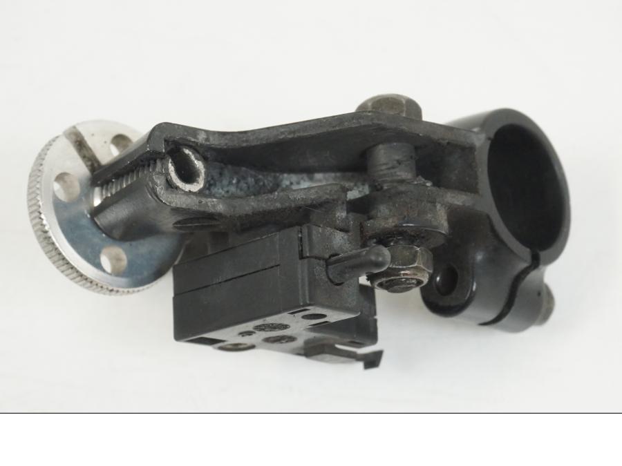 Vänster sida på Kopplingsklo från en Suzuki GSX-R 1000 -2003 motorcykel.