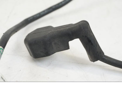 Vänster sida på Startrelä från en Triumph Speed Triple -2021 motorcykel.