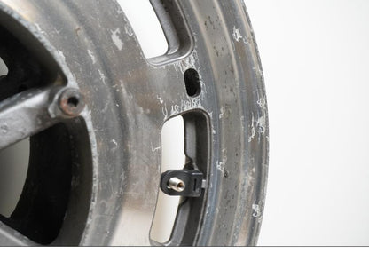 Extrabild6 på Fälg från en Honda GL 1500 -1998 motorcykel.