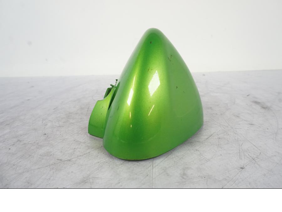 Vänster sida på Instrumentkåpa från en Kawasaki ER-6N -2008 motorcykel.