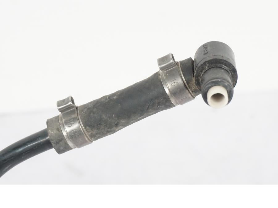 Extrabild3 på Fuel Rail från en BMW R 1200 GS -2005 motorcykel.