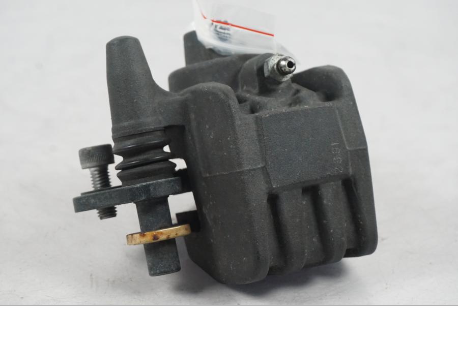 Höger sida på Bromsok från en Kawasaki ER-6N ABS -2010 motorcykel.