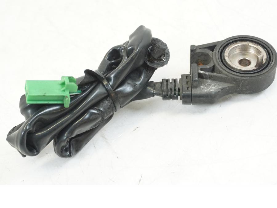 Höger sida på Sidostödsbrytare från en Honda CB 600 F -2008 motorcykel.