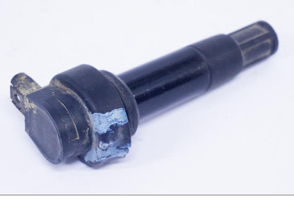 Baksidan på Tändspole från en BMW G 650 GS -2011 motorcykel.