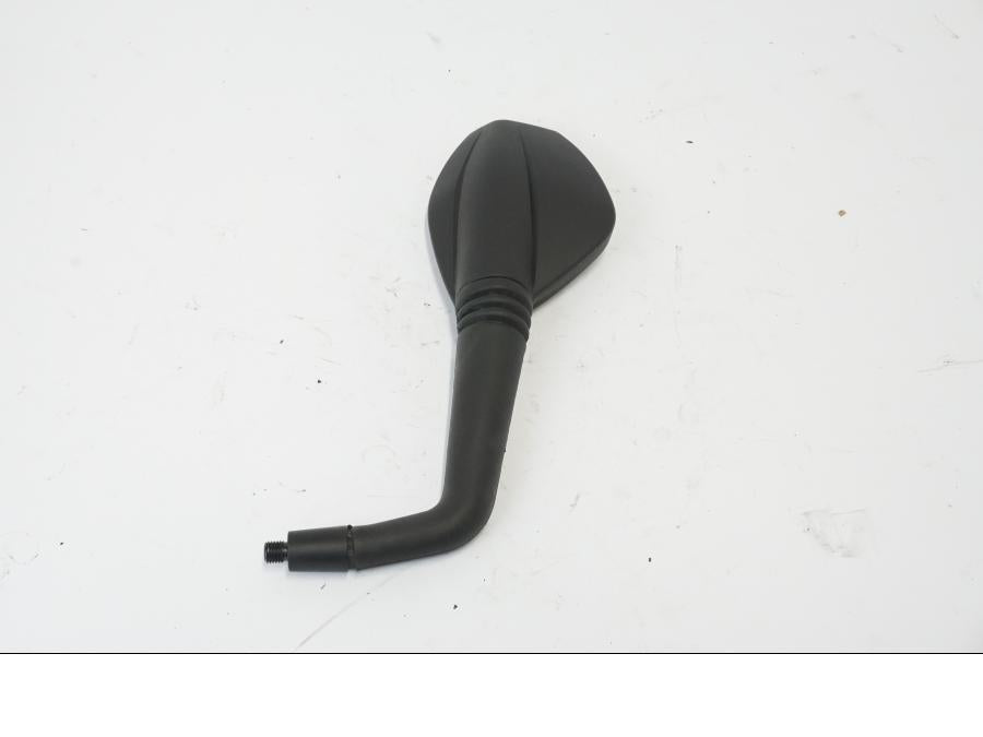 Snett nerifrån på Backspegel från en KTM 690 Duke -2016 motorcykel.