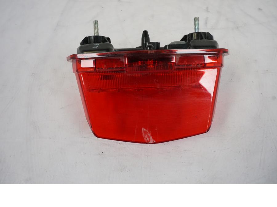 Höger sida på Baklampa från en Honda CRF 1000 Africa Twin -2016 motorcykel.