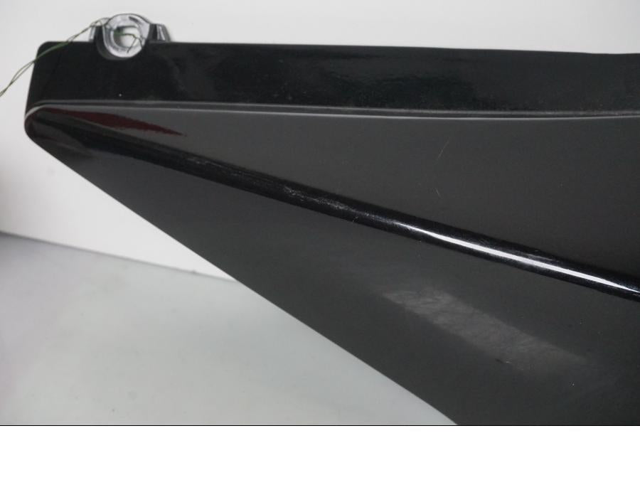 Snett uppifrån på Bakvinge från en Honda CBF 1000 -2006 motorcykel.