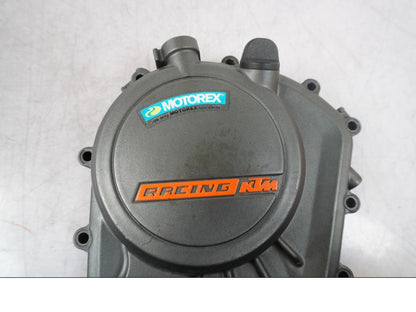 Höger sida på Kopplingskåpa från en KTM 125 Duke -2017 motorcykel.