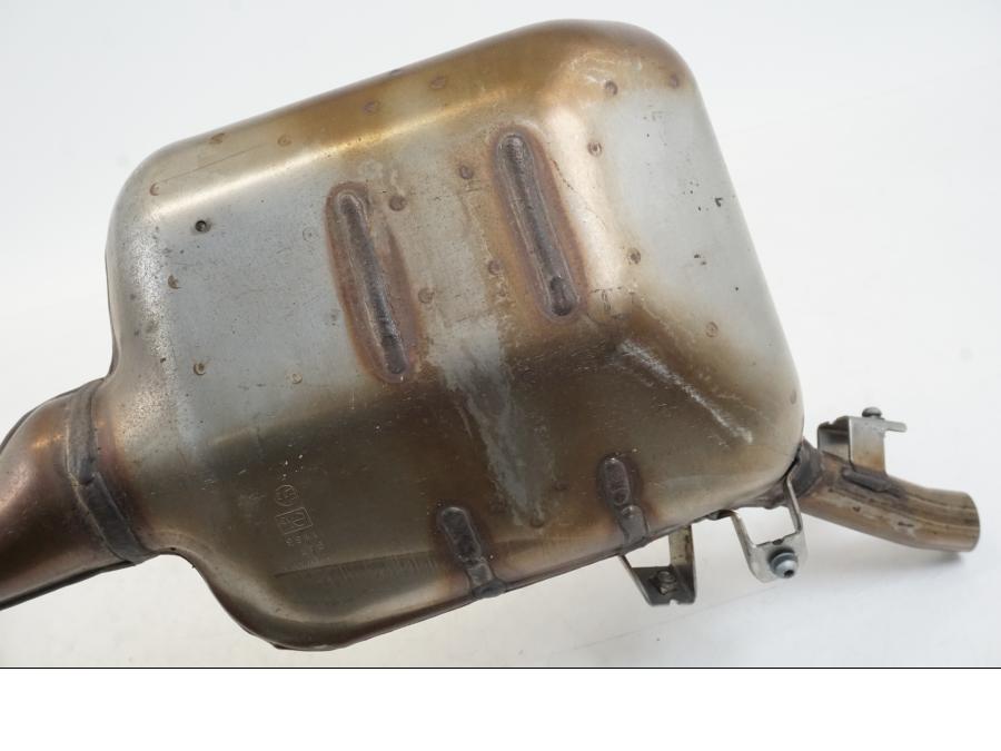 Extrabild5 på Avgassystem från en Yamaha YZF R7 -2022 motorcykel.