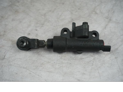 Framsidan på Bromshuvudcylinder från en Honda CBR 1100 XX -2006 motorcykel.