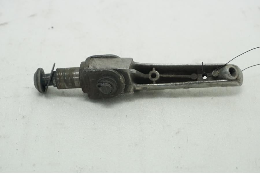 Baksidan på Fotpinne från en Yamaha YZF-R 125 -2008 motorcykel.