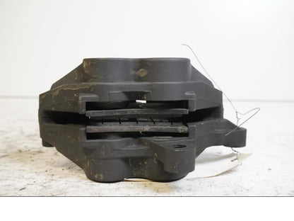 Höger sida på Bromsok från en Triumph Tiger -2012 motorcykel.